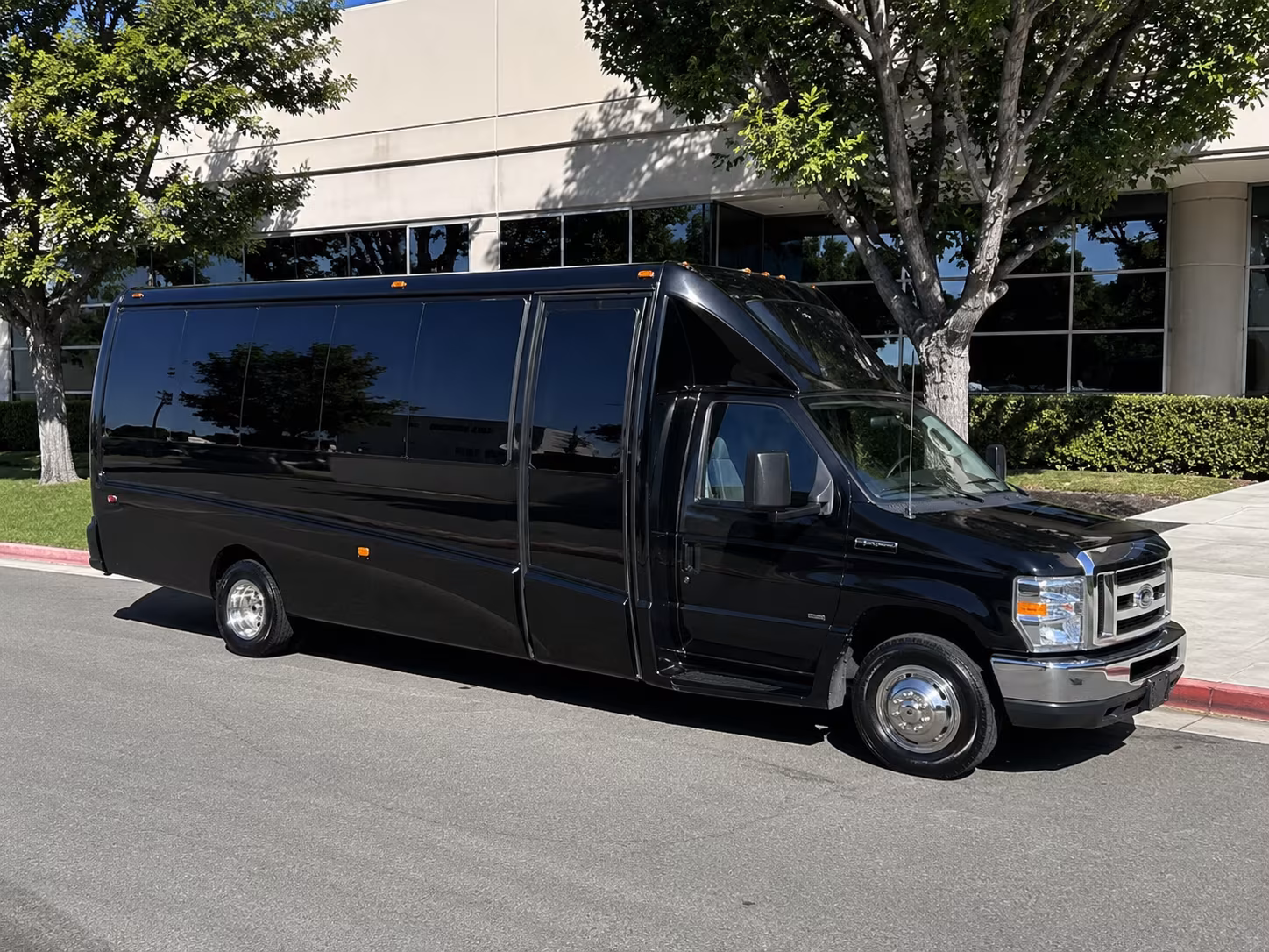 party buses from coral gables and south miami to collins avenue on prom night